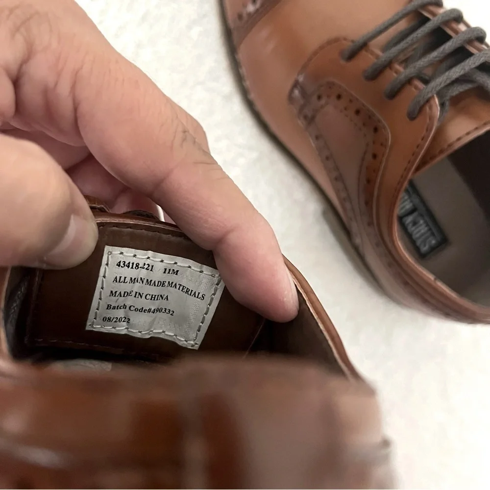 Stacy Adams Dickinson Kids Boys Size 11 M Oxford Cap Toe Cognac Dress Shoes EUC
